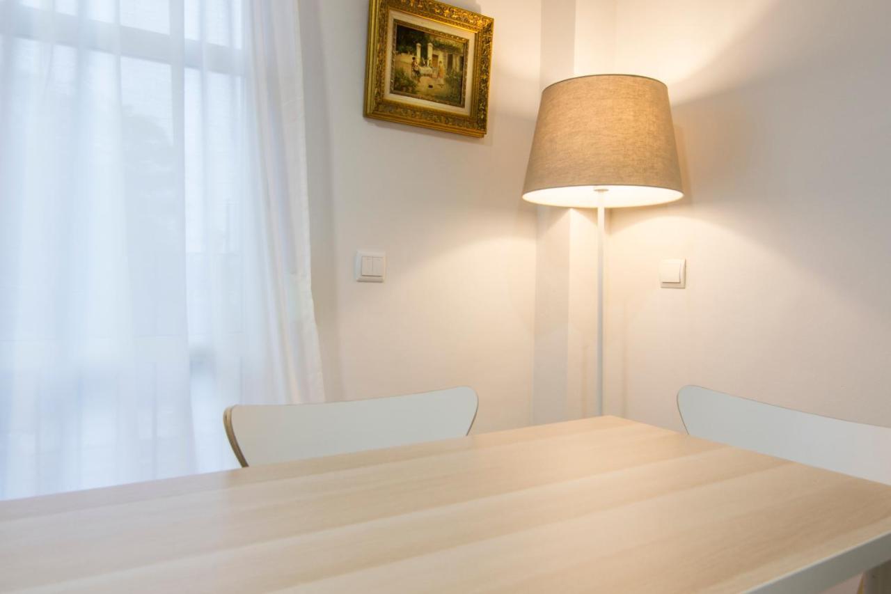 Vlc Host - Doctor Lluch Apartment Valencia Bagian luar foto